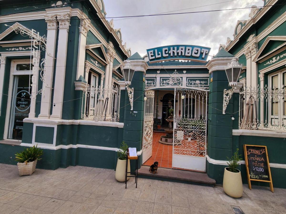 El Chabot Fan Hostel Σάλτα Εξωτερικό φωτογραφία